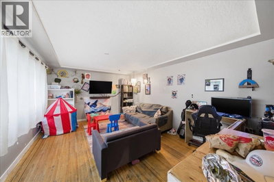 12357 189A Street | Pitt Meadows British Columbia | Slide Image Ten