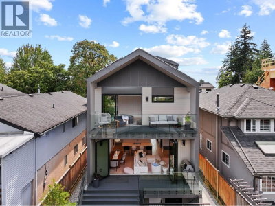 2987 40TH Avenue | Vancouver British Columbia | Slide Image Two