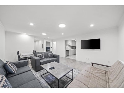 15079 67 Avenue | Surrey British Columbia | Slide Image Thirty-five