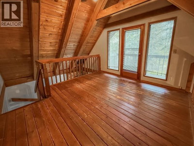 8232 ALPINE Way | Whistler British Columbia | Slide Image Thirteen
