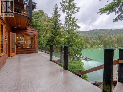 9297 LAKESHORE Drive | Whistler British Columbia | Slide Image Eighteen
