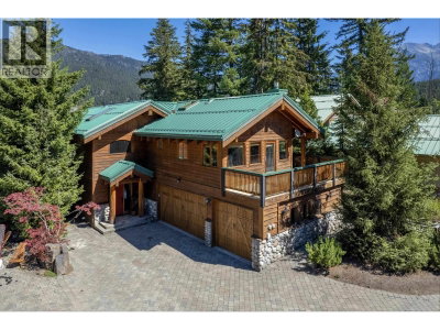 9297 LAKESHORE Drive | Whistler British Columbia | Slide Image Three