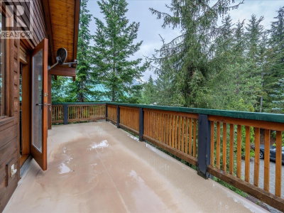 9297 LAKESHORE Drive | Whistler British Columbia | Slide Image Thirty-six