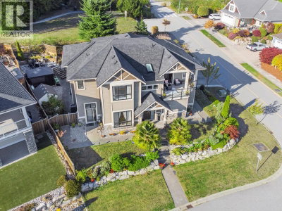 5950 COMPASS Lane | Sechelt British Columbia | Slide Image Thirty-one