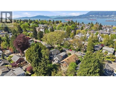 3174 5TH Avenue | Vancouver British Columbia | Slide Image Fourteen