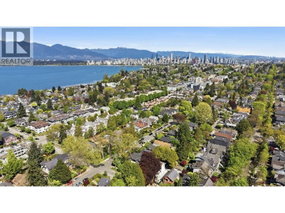 3174 5TH Avenue | Vancouver British Columbia | Slide Image Six