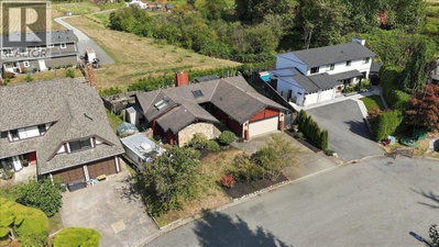 12461 MEADOW BROOK Place | Maple Ridge British Columbia | Slide Image Twenty-two