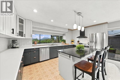 12461 MEADOW BROOK Place | Maple Ridge British Columbia | Slide Image Six