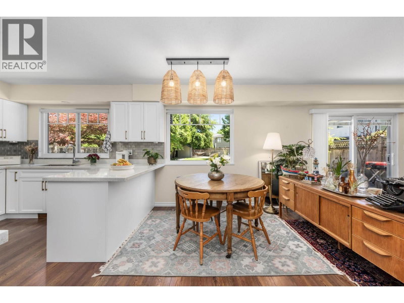 9611 MCBURNEY Drive Richmond British Columbia, V6Y 3C5 - 5 Bedrooms Home For Sale