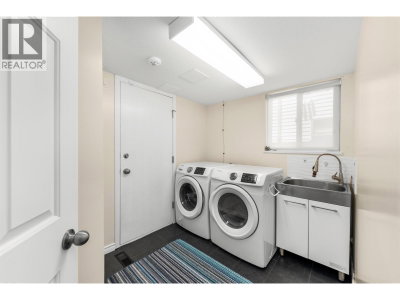 9611 MCBURNEY Drive | Richmond British Columbia | Slide Image Nineteen