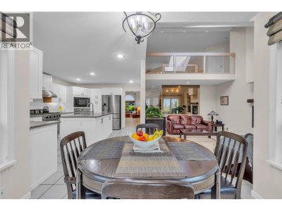 336 ROSEHILL Wynd | Tsawwassen British Columbia | Slide Image Thirteen