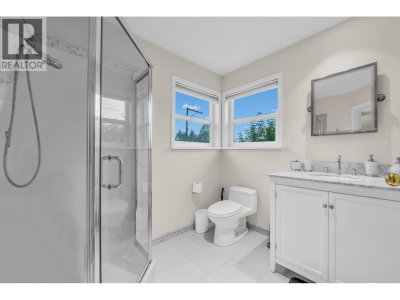 336 ROSEHILL Wynd | Tsawwassen British Columbia | Slide Image Nineteen