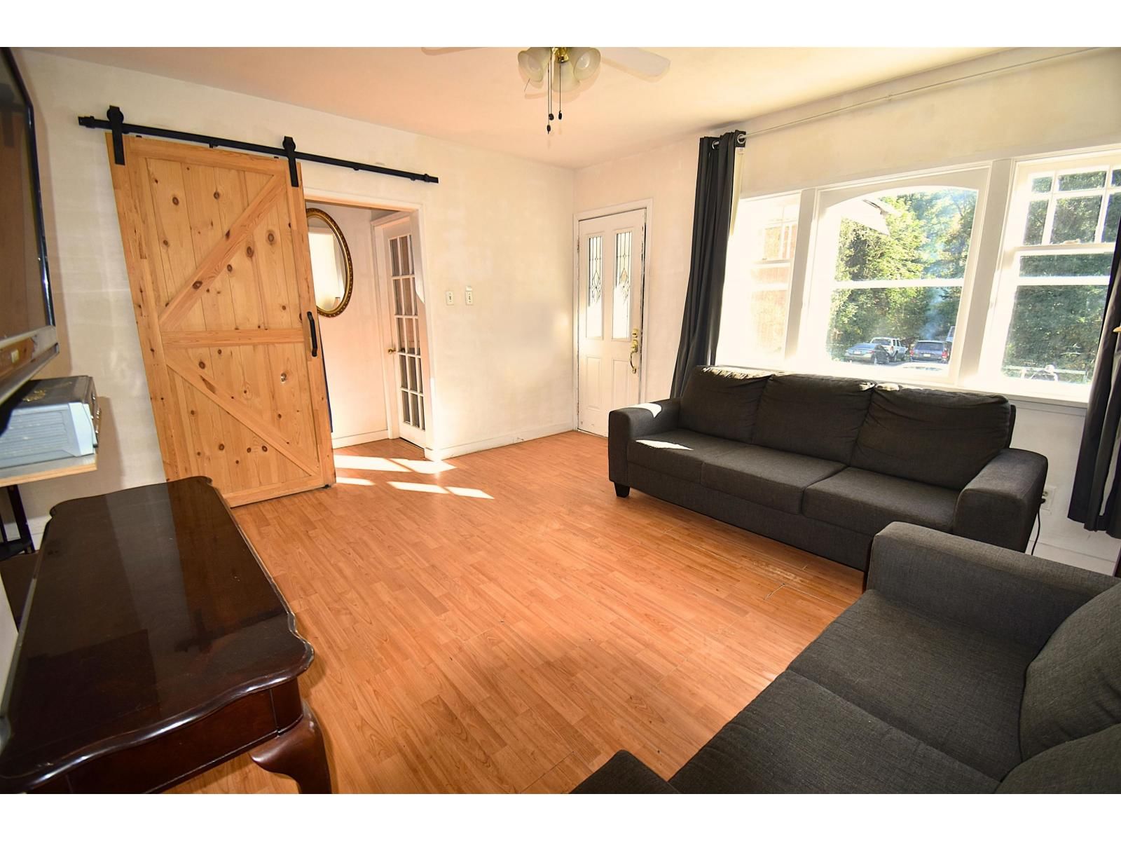 48813 CHAUMOX ROAD Image 8