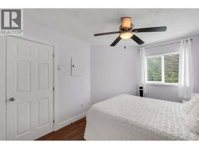 40120 WILLOW Crescent | Squamish British Columbia | Slide Image Thirteen