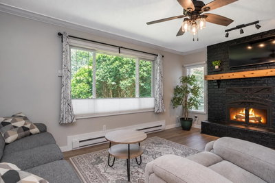 34898 LABURNUM Avenue | Abbotsford British Columbia | Slide Image Twelve