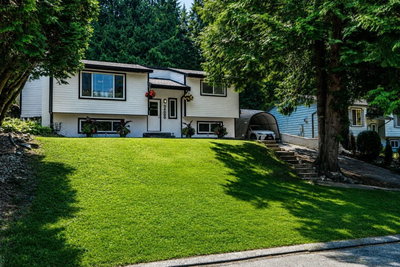 34898 LABURNUM Avenue | Abbotsford British Columbia | Slide Image Three
