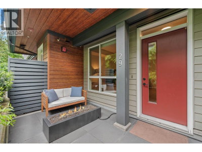 533 3RD Street | North Vancouver British Columbia | Slide Image Twenty-nine