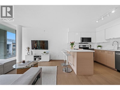 1633 8TH Avenue | Vancouver British Columbia | Slide Image Eight