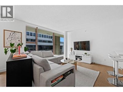 1633 8TH Avenue | Vancouver British Columbia | Slide Image Nine