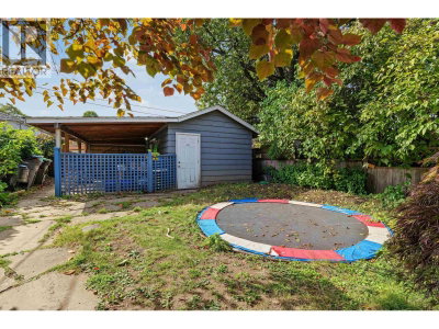 462 19TH Avenue | Vancouver British Columbia | Slide Image Thirty-one