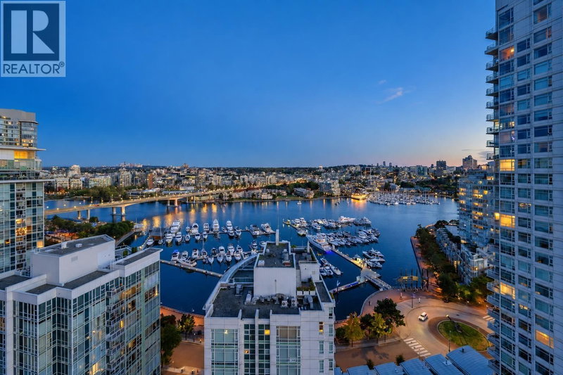 198 AQUARIUS Mews Vancouver British Columbia, V6Z 2Y4 - 2 Bedrooms Condo For Sale