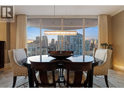 1280 RICHARDS Street | Vancouver British Columbia | Slide Image Nine