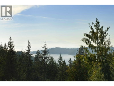 955 WINDJAMMER Road | Bowen Island British Columbia | Slide Image Fifteen