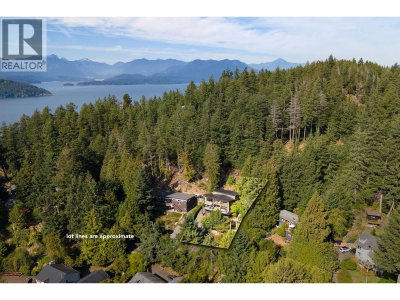 955 WINDJAMMER Road | Bowen Island British Columbia | Slide Image Forty