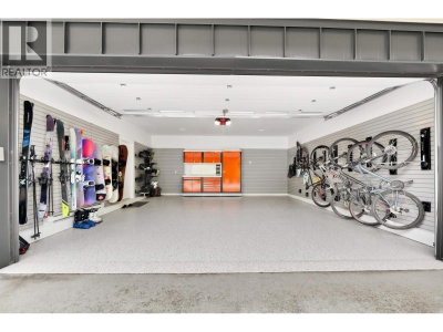 2242 ASPEN Drive | Whistler British Columbia | Slide Image Thirty-four