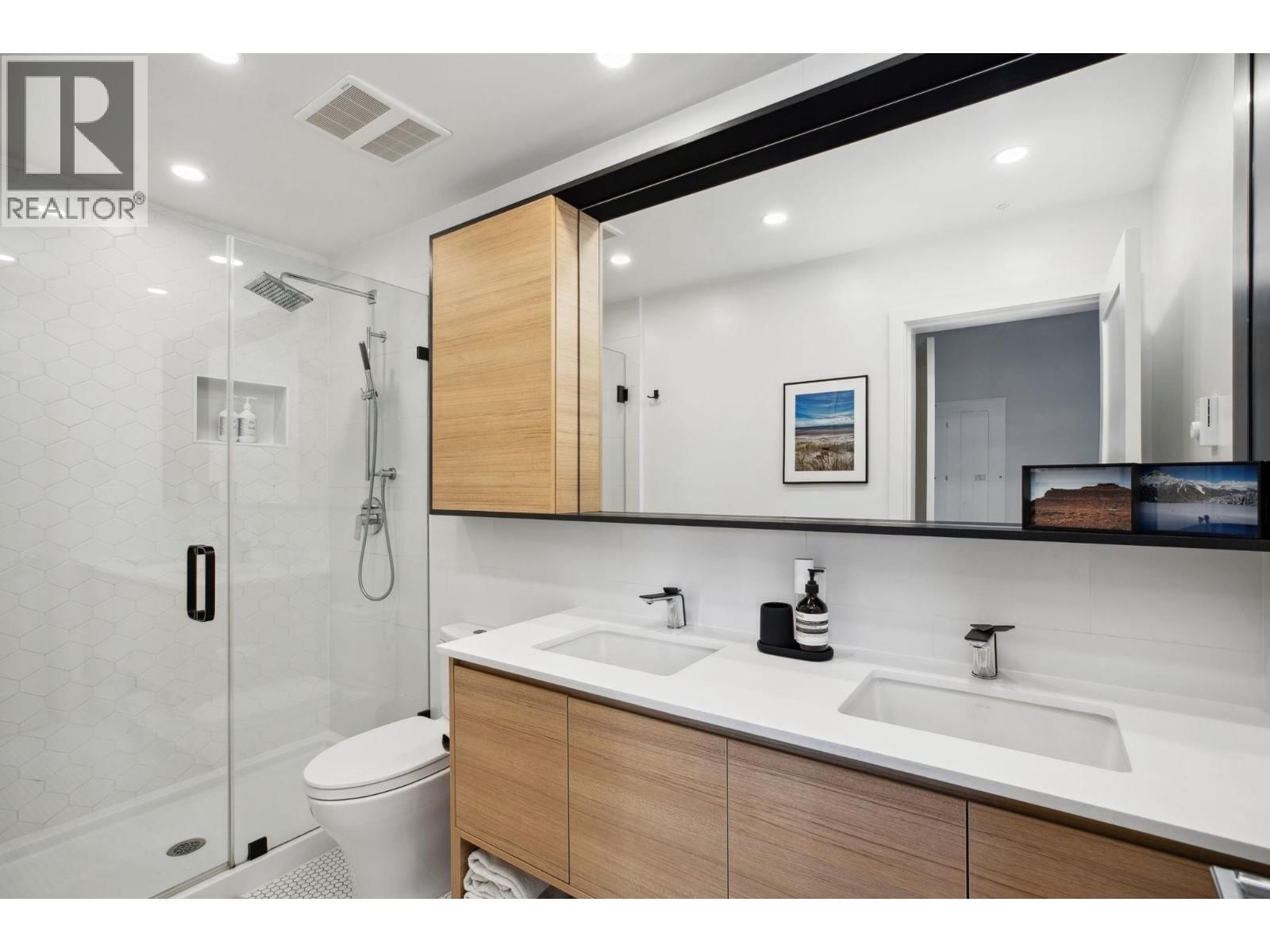 410 - 55 KLAHANIE DRIVE Image 15