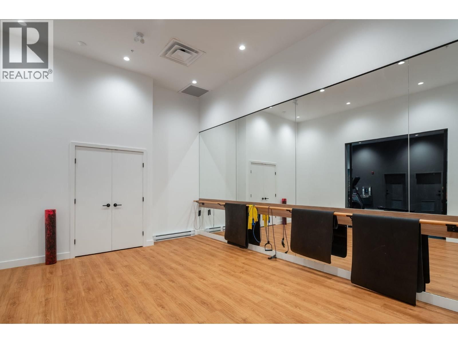 410 - 55 KLAHANIE DRIVE Image 29