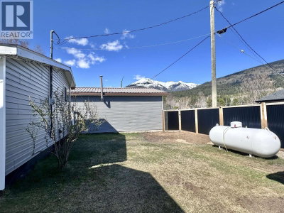 41 CEDAR Street | Valemount British Columbia | Slide Image Twenty-one