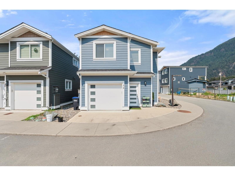 750 HOT SPRINGS Road Harrison Hot Springs British Columbia, V0M 1K0 - 2 Bedrooms Condo For Sale