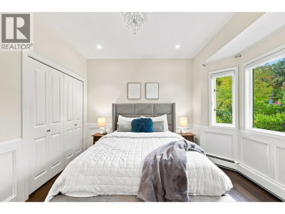 4245 NAUTILUS Close | Vancouver British Columbia | Slide Image Fifteen