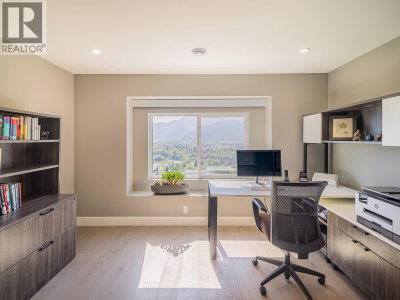 41301 HORIZON Drive | Squamish British Columbia | Slide Image Thirty-two
