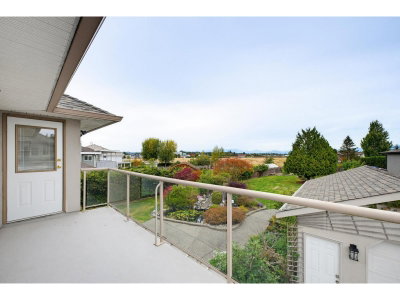 21679 52 Avenue | Langley British Columbia | Slide Image Twenty-four