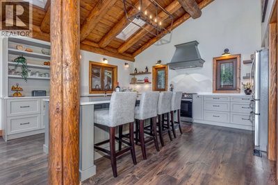 6403 ST ANDREW'S Way | Whistler British Columbia | Slide Image Thirteen