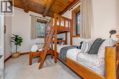 6403 ST ANDREW'S Way | Whistler British Columbia | Slide Image Twenty-two