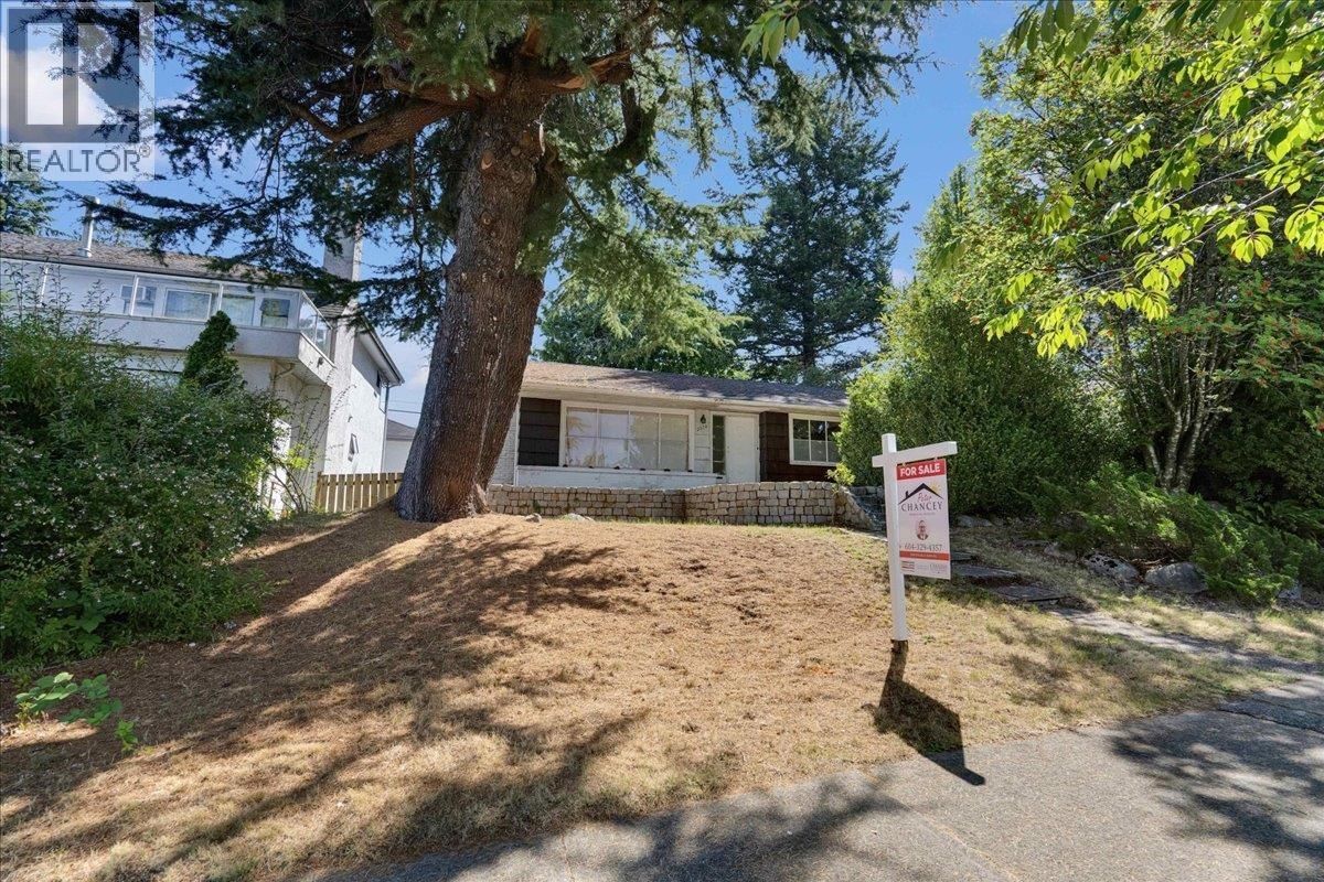 5070 WILLOW STREET Image 3