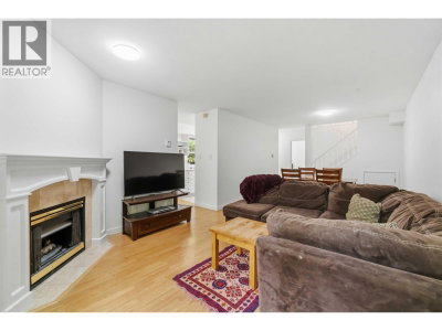 65 FOXWOOD Drive | Port Moody British Columbia | Slide Image Ten