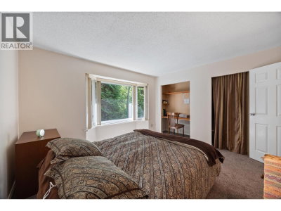 4384 GARDEN GROVE Drive | Burnaby British Columbia | Slide Image Sixteen