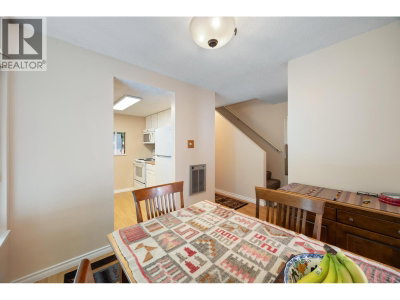 4384 GARDEN GROVE Drive | Burnaby British Columbia | Slide Image Nine