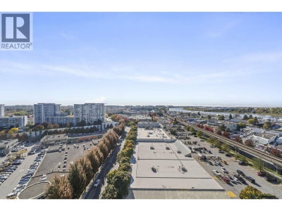 8611 HAZELBRIDGE Way | Richmond British Columbia | Slide Image Twenty