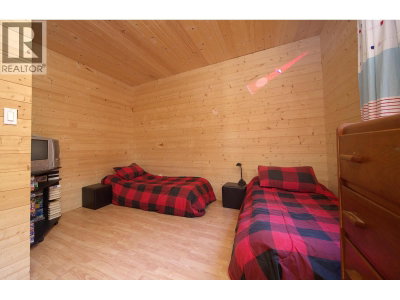 5647 MARSHALL CREEK Road | Horsefly British Columbia | Slide Image Fifteen