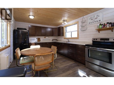 5647 MARSHALL CREEK Road | Horsefly British Columbia | Slide Image Eight