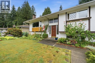 1388 CAMBRIDGE Drive | Coquitlam British Columbia | Slide Image Two