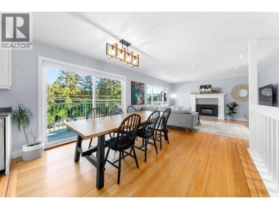 1147 DEEP COVE Road | North Vancouver British Columbia | Slide Image Seven