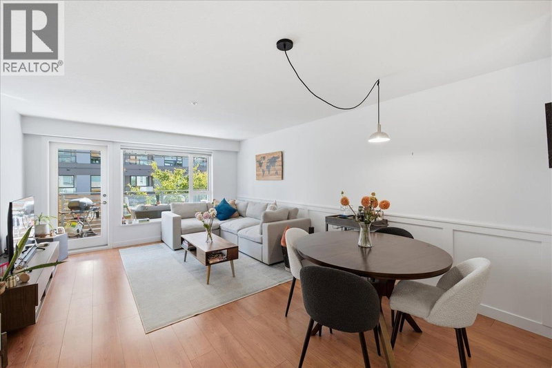 221 3RD Street North Vancouver British Columbia, V7L 0C1 - 1 Bedroom Condo For Sale