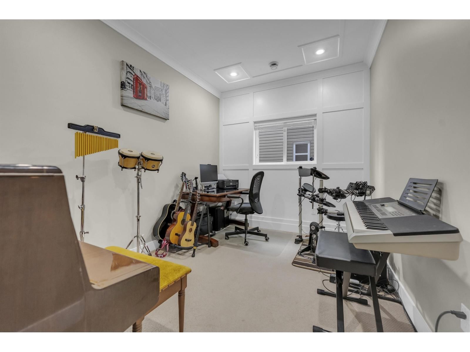 15648 82 AVENUE Image 18