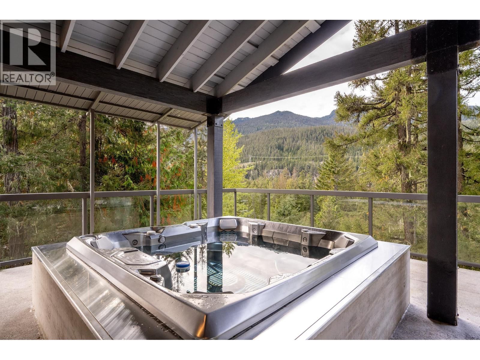2817 CLIFFTOP Lane property photo
